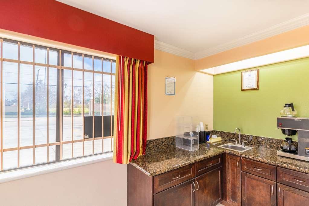 Americas Best Value Inn Houston Heights At I-45 Restoran foto