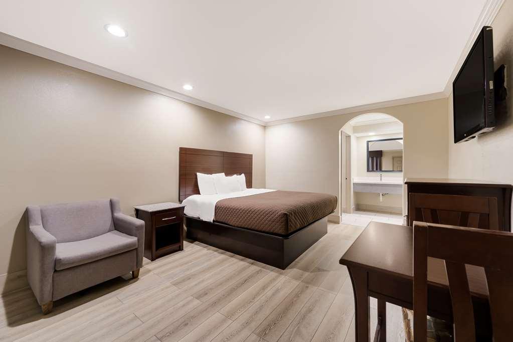 Americas Best Value Inn Houston Heights At I-45 Ruang foto