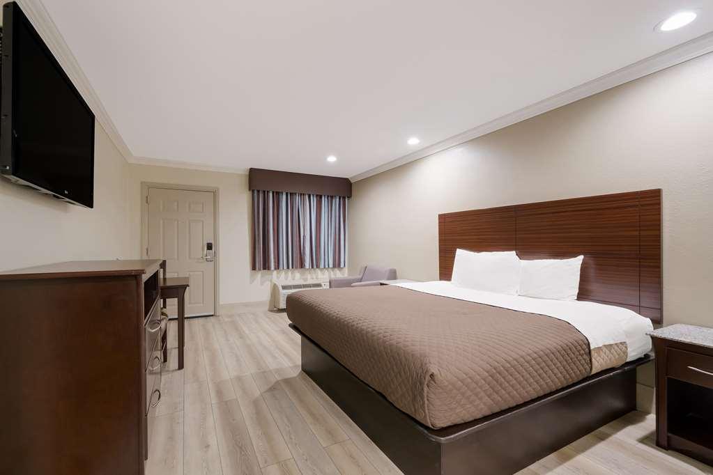 Americas Best Value Inn Houston Heights At I-45 Ruang foto