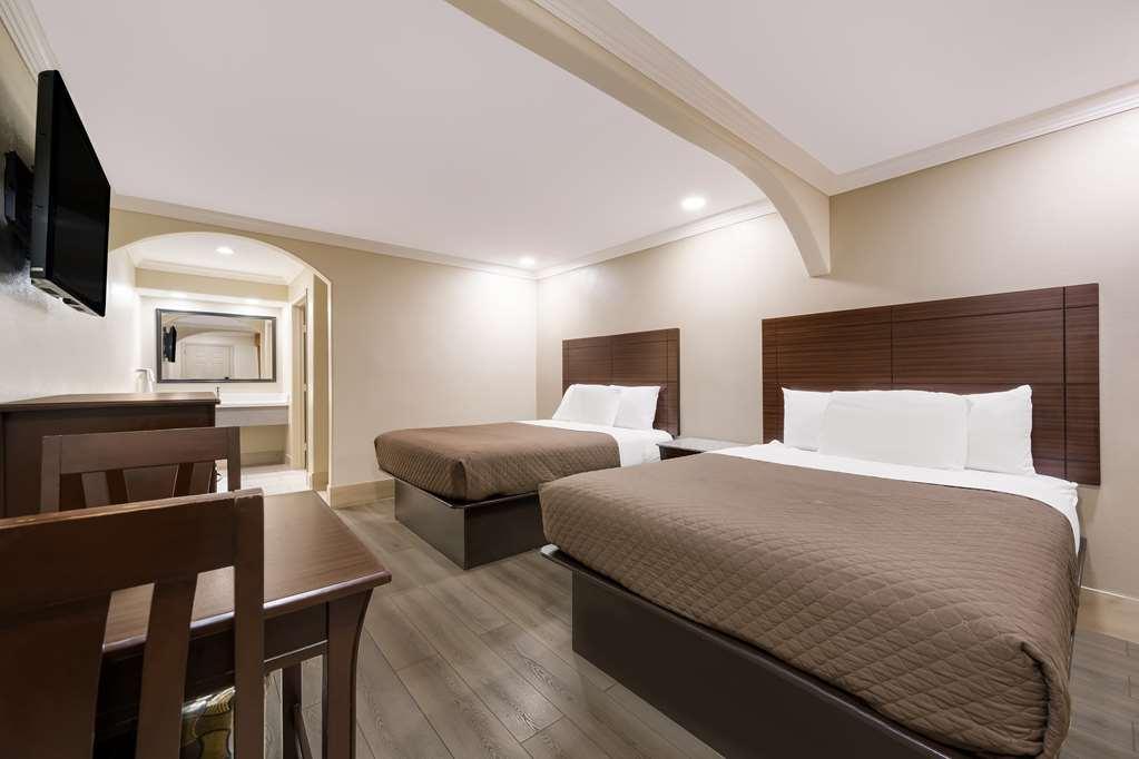 Americas Best Value Inn Houston Heights At I-45 Ruang foto