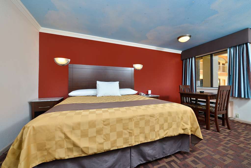 Americas Best Value Inn Houston Heights At I-45 Ruang foto